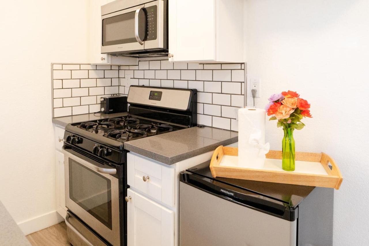 Cozy Small 2 Bedroom In Koreatown/Hollywood لوس أنجلوس المظهر الخارجي الصورة