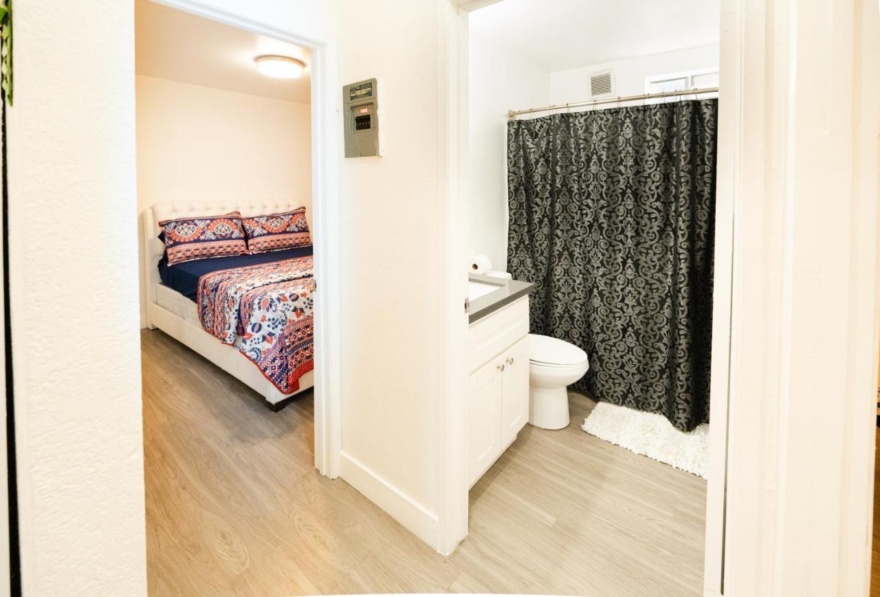 Cozy Small 2 Bedroom In Koreatown/Hollywood لوس أنجلوس المظهر الخارجي الصورة